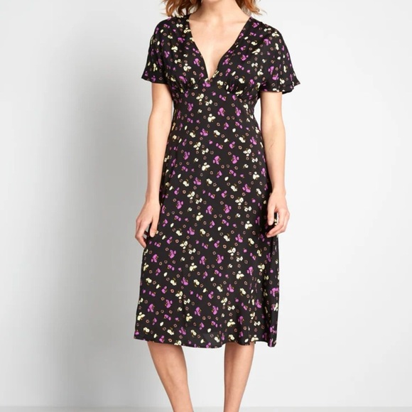 New ModCloth Take the Plunge Midi Dress Black Floral - Picture 1 of 7